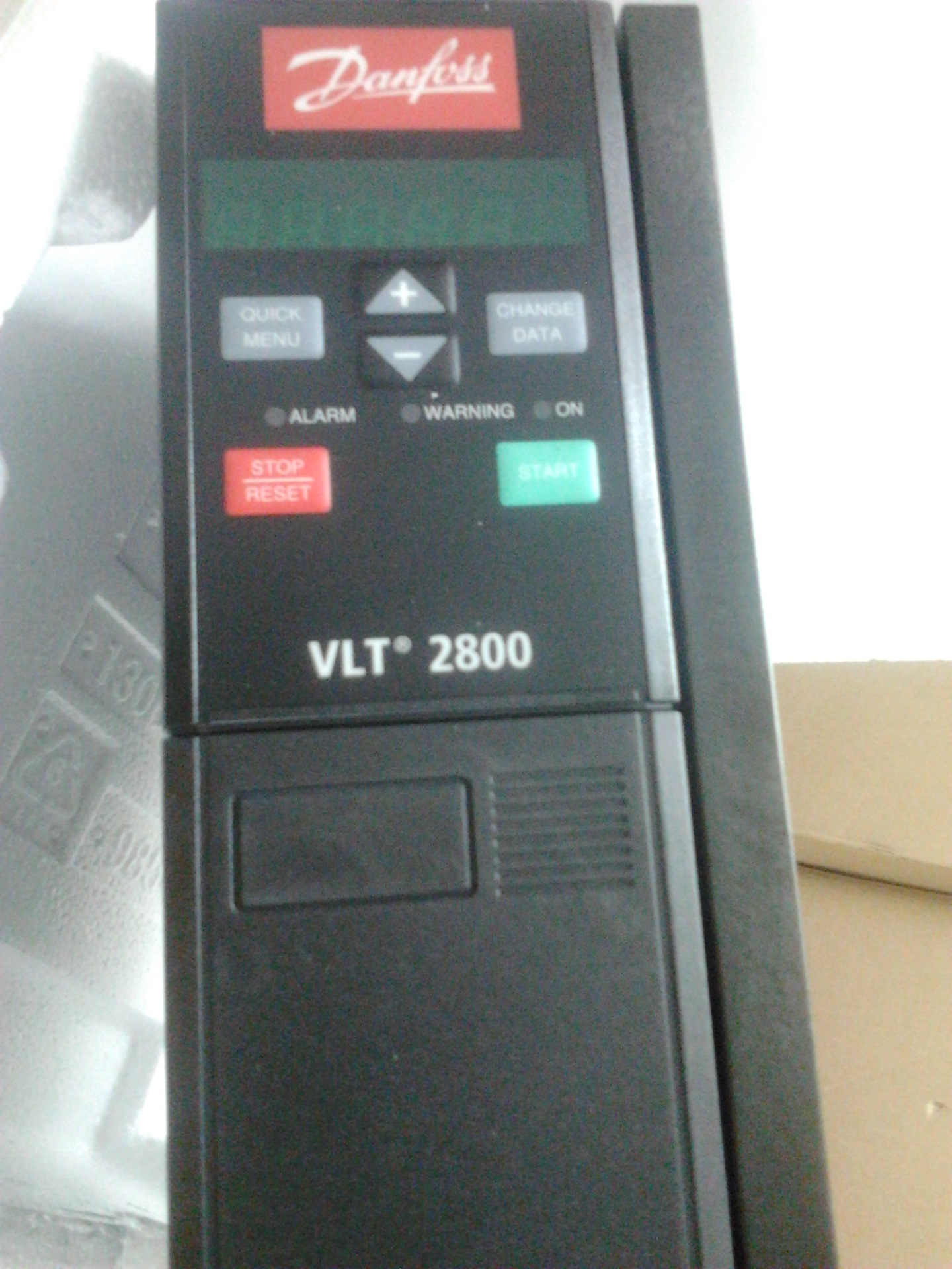 丹佛斯變頻器一級代理VLT2840，全新正品，品質(zhì)優(yōu)良，價(jià)格優(yōu)惠.